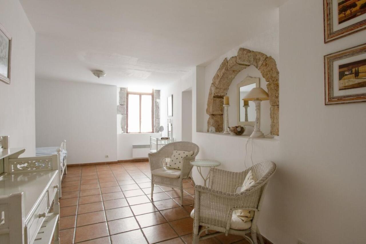 Charming And Quaint 2-Bed House In Marseillan Villa Exterior foto